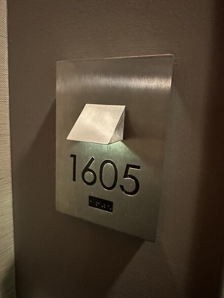 Building Photo - 105 Greene St