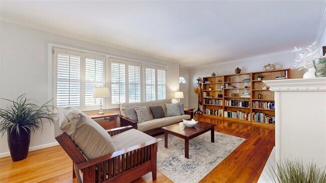 Building Photo - 1125 Willivee Dr