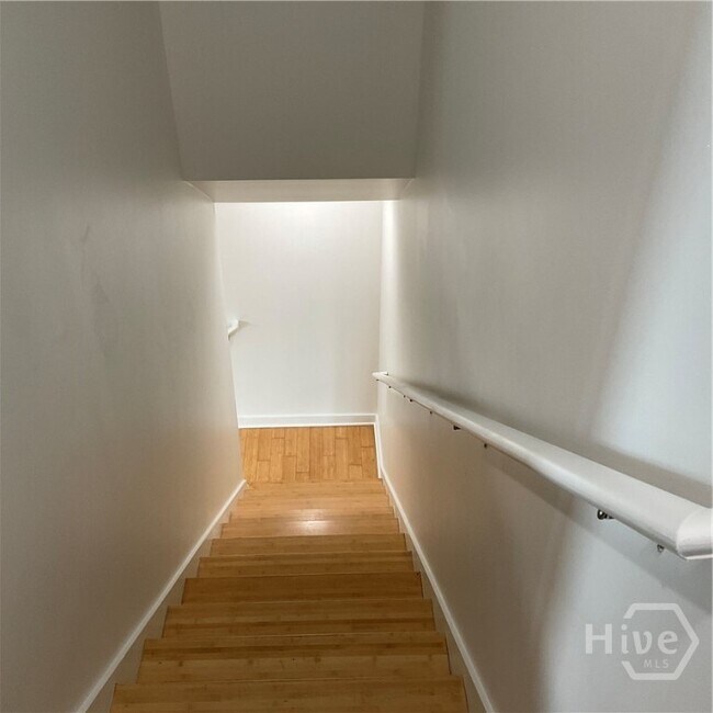 Building Photo - 545 Berrien St