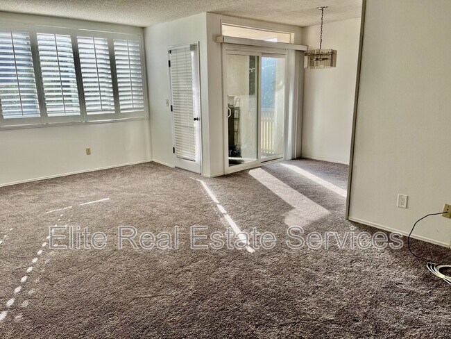 Building Photo - 3842 Basilone St