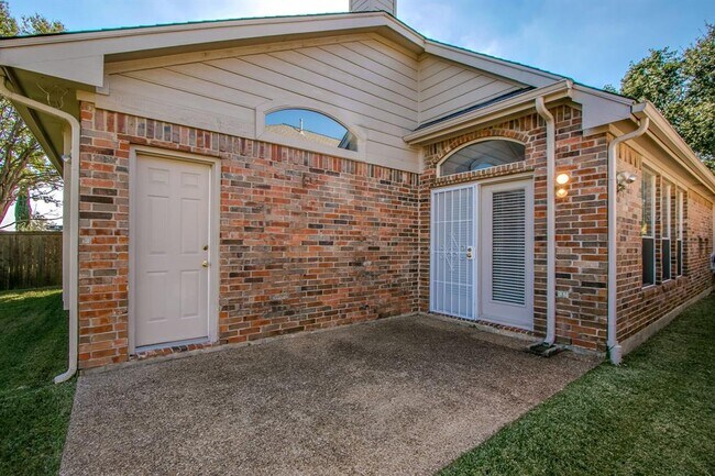 Building Photo - 9316 Preston Trail