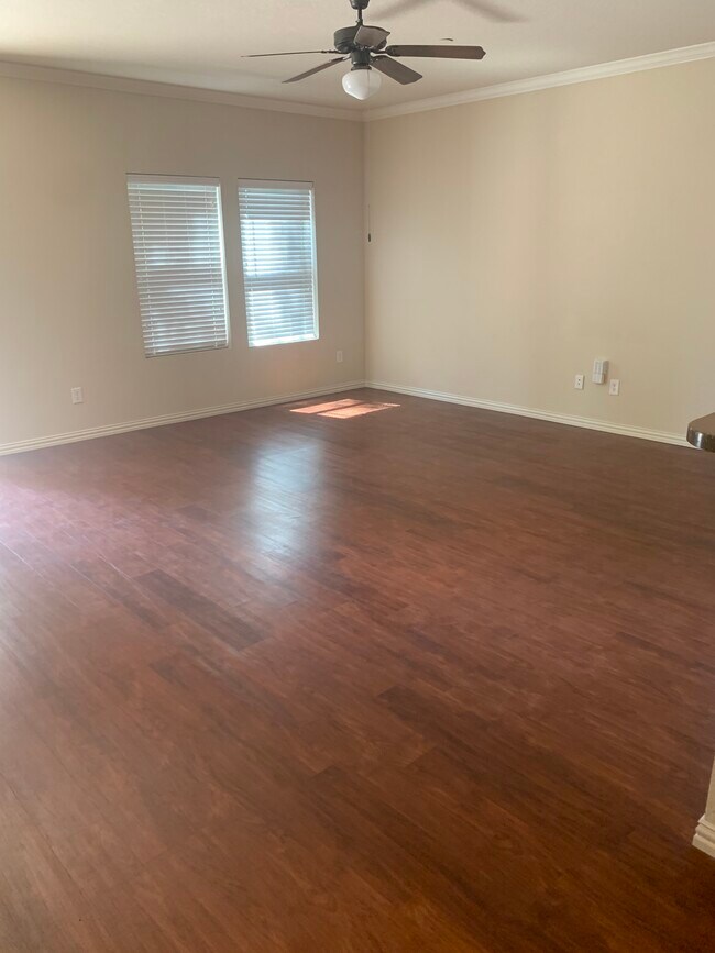 Building Photo - Franklin Place