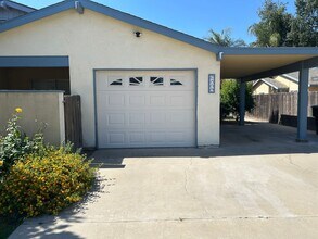 Building Photo - Great 3 bedroom 2 bath in Visalia ready fo...