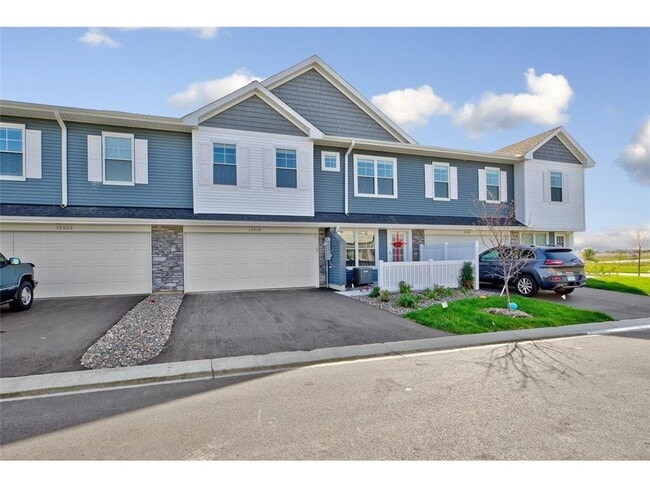 Primary Photo - 10518 Weston Wy N