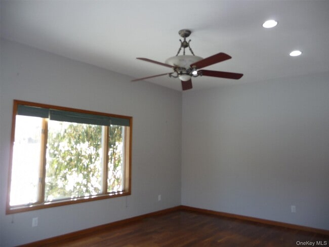 Building Photo - 49 Lane Gate Rd