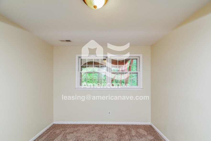 Building Photo - 3620 Drayton Rd