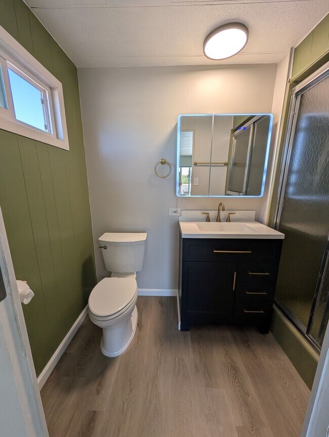 Building Photo - 5737 Klondike Dr