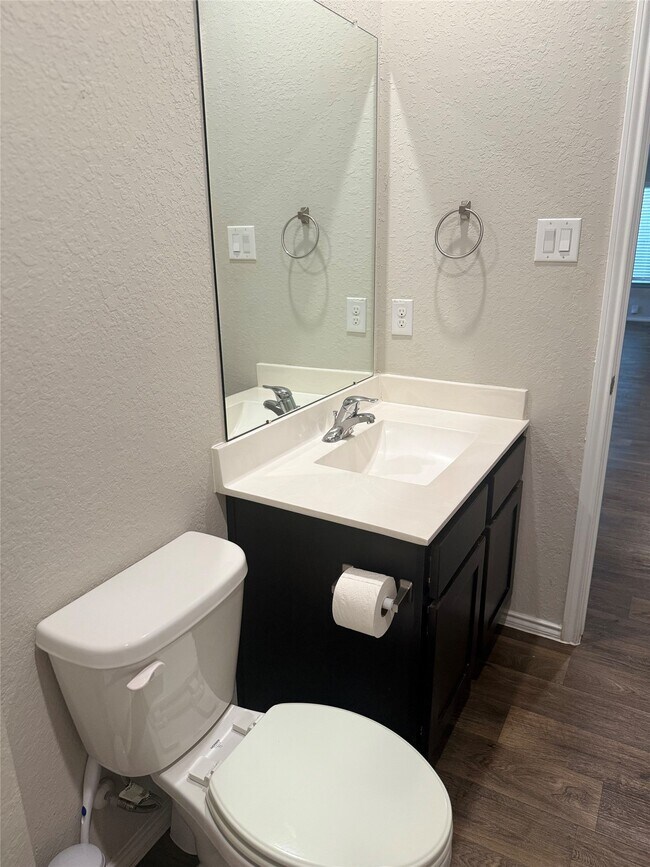 Building Photo - 15310 Dinnet Berm Dr