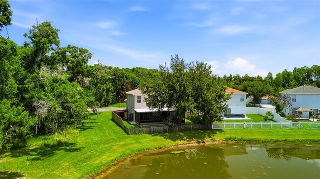 Building Photo - 9913 Edmonton Dr