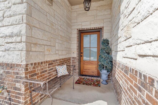 Building Photo - 8508 Glade Dr