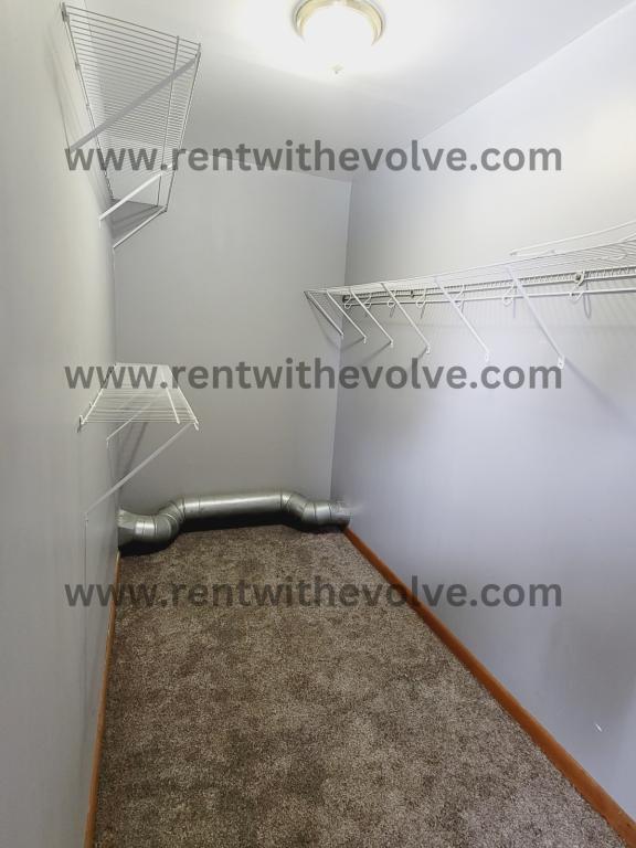 Building Photo - 337 S Indiana St