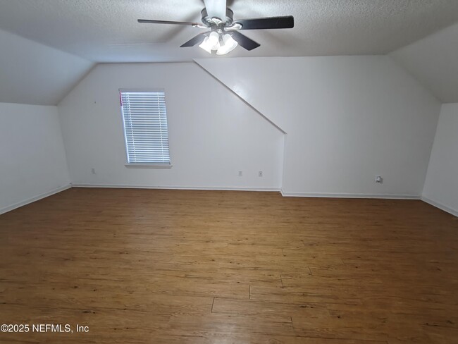 Building Photo - 1505 Majestic View Ln