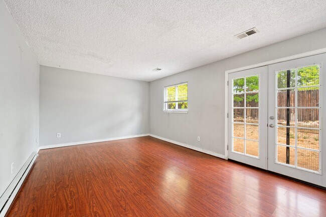 Building Photo - 145 Caria Dr