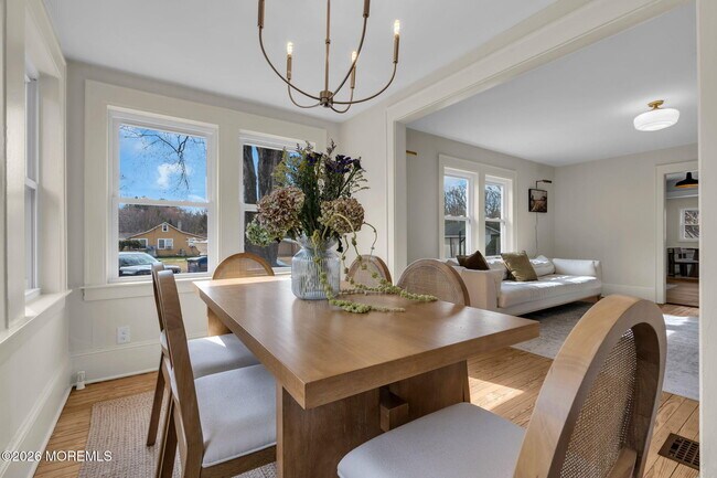 Building Photo - 460 Brickyard Rd