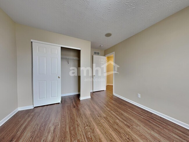 Building Photo - 7207 Rachaels Run