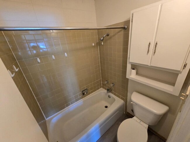 Building Photo - 2683 Patterson Rd