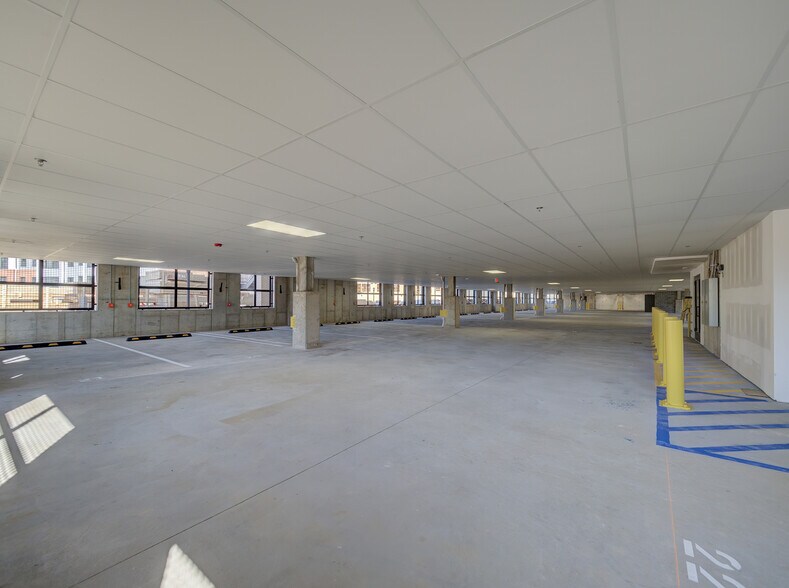 Building Photo - 1 Culvert Dr