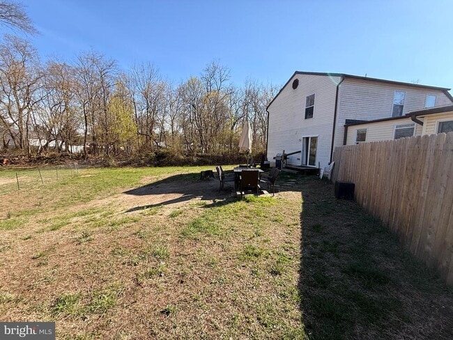 Building Photo - 335 Myrtle Ave