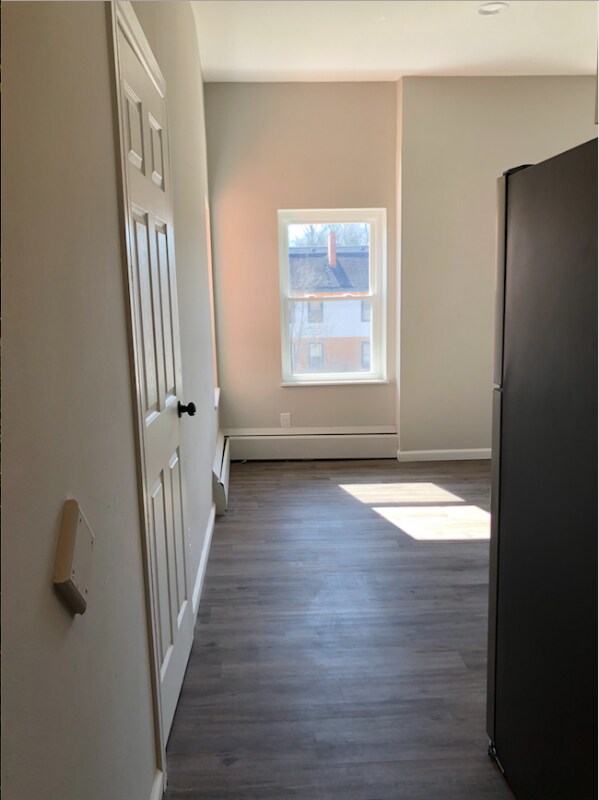 Building Photo - 2232 St James Ave