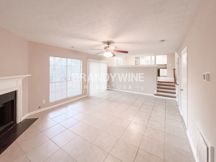 Building Photo - 10830 Mortons Crossing