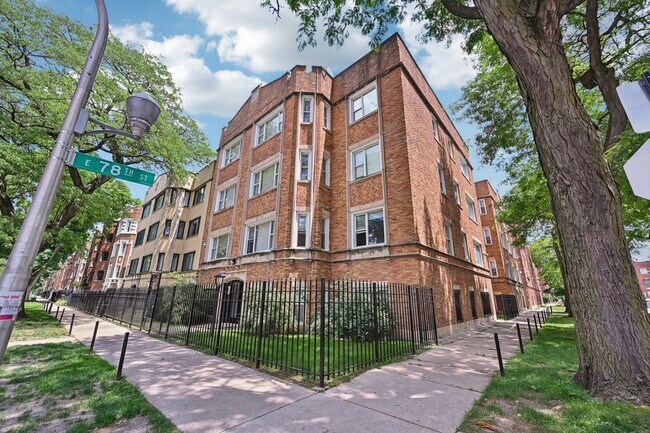 Primary Photo - 7757 S Essex Ave