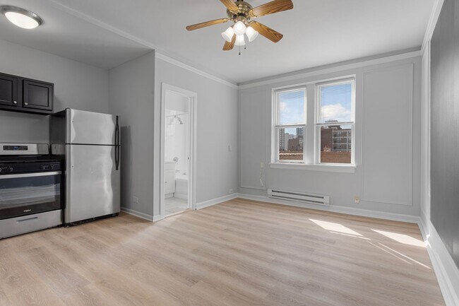 Interior Photo - The Kenmore on Edgewater