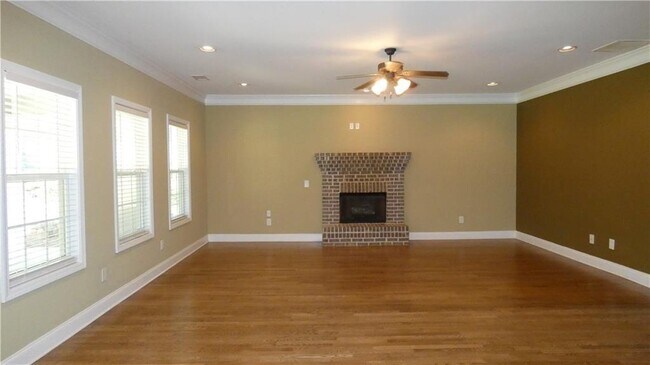 Building Photo - 4243 Crestwood Bend Cir