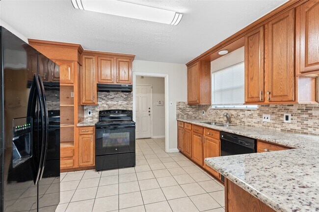 Building Photo - 14714 Ridgechase Ln