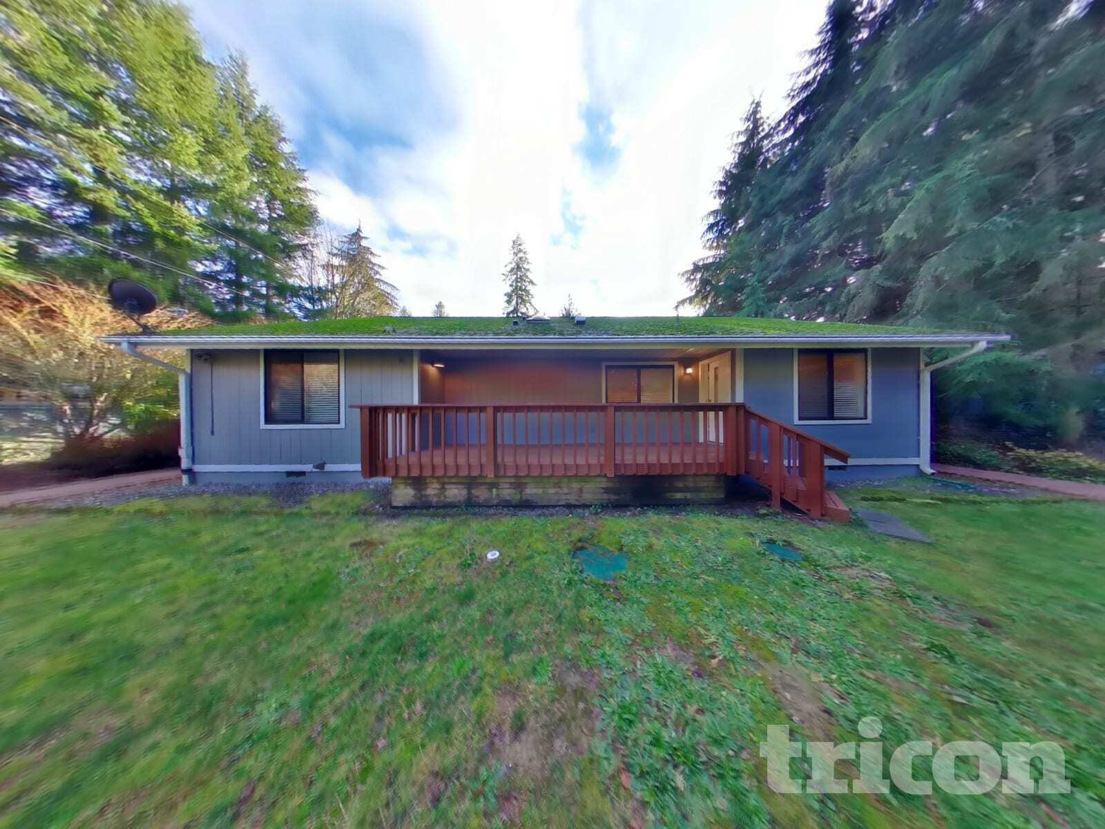 Building Photo - 3899 SE Harriet St