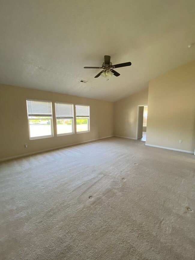 Building Photo - 4221 Dobbin Cir