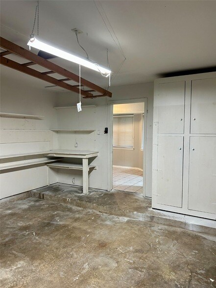 Building Photo - 1408 Kiowa Dr