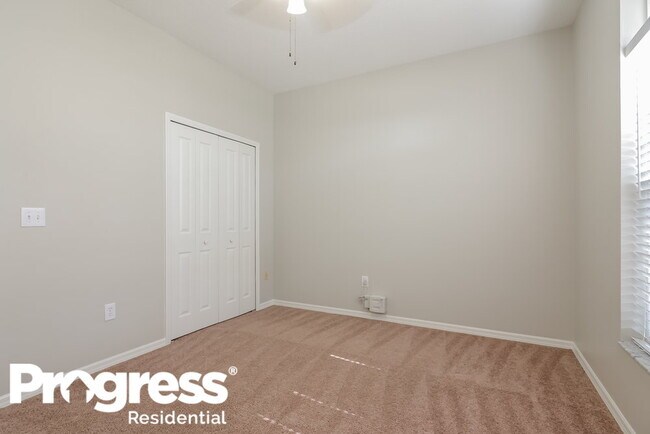 Building Photo - 28147 Brokenmead Path