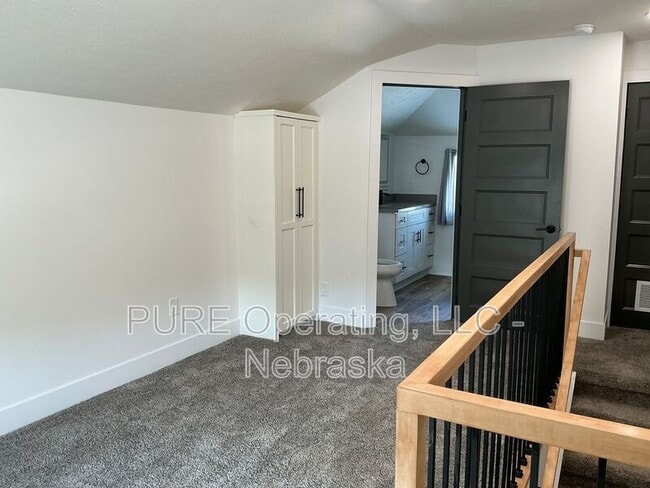 Building Photo - 316 N 13th St