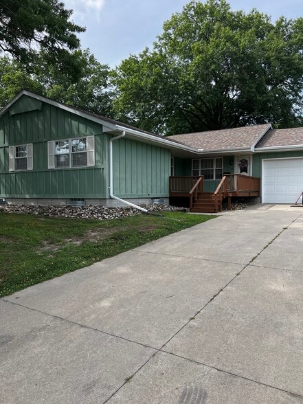 Duplex - 103 W Golf Ave