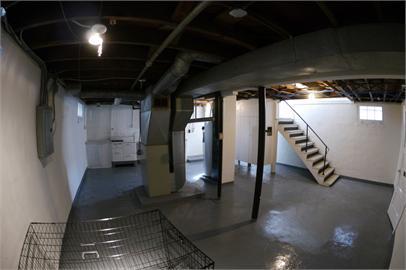 Building Photo - 515 Toronto Ave