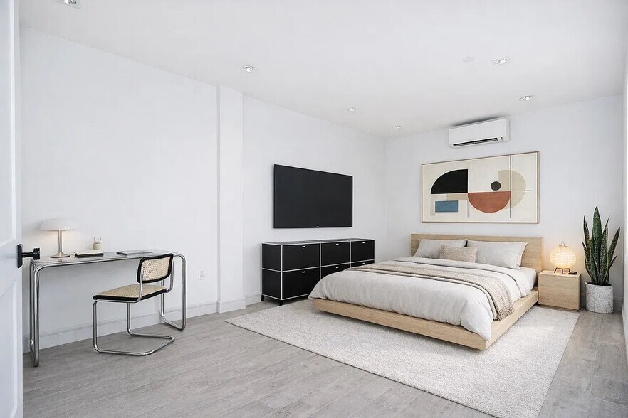 Building Photo - 56 Frost St