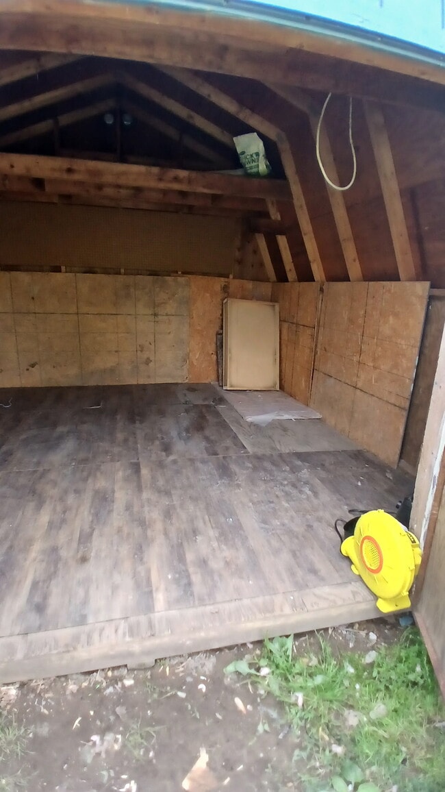 Building Photo - 1506 Yazoo Dr