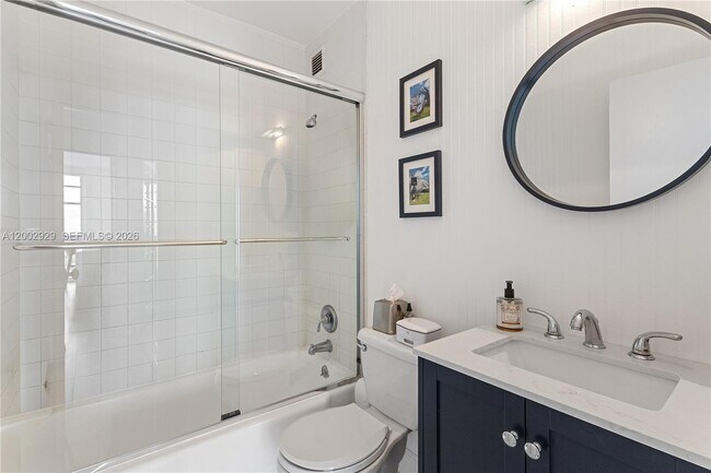 Building Photo - 2451 Brickell Ave