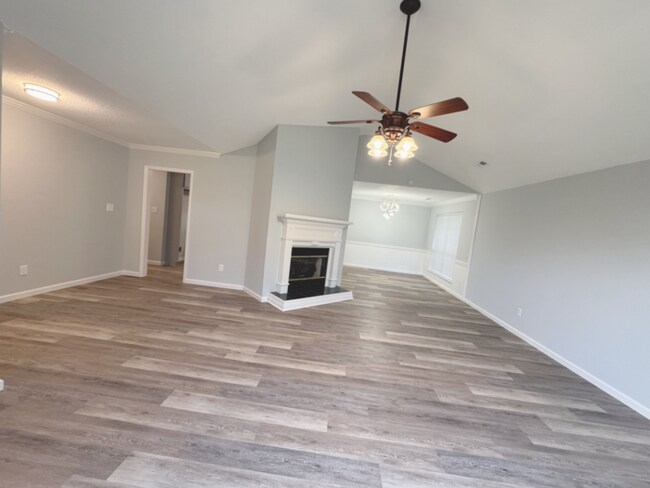 Building Photo - 100 Patra Dr