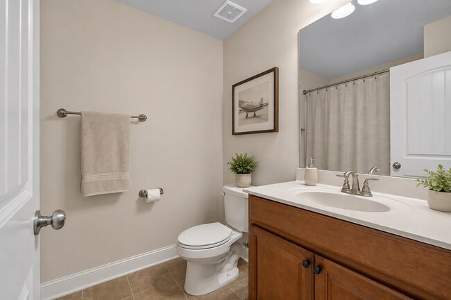 Building Photo - 6907 Breyerton Way SE