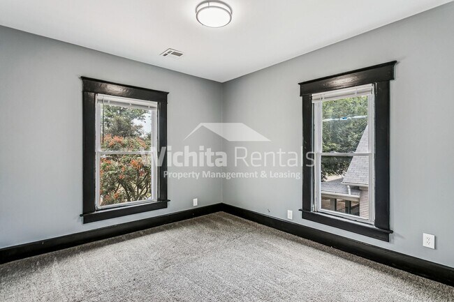 Building Photo - 1132 B W Munnell Ave