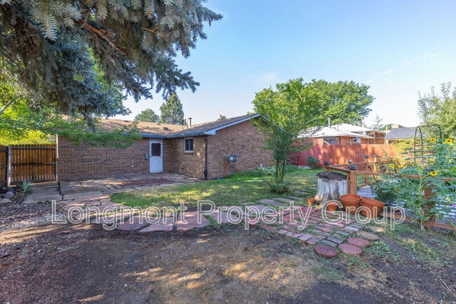 Building Photo - 926 Yeager Pl