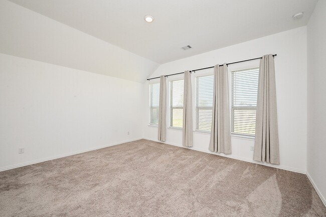 Building Photo - 12503 Highgrove Springs Dr