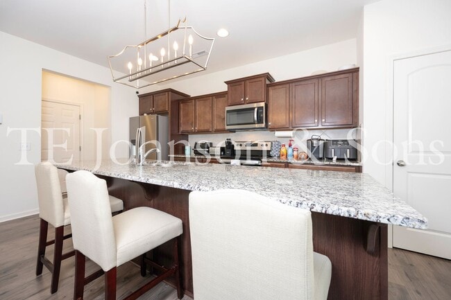 Building Photo - 5624 Baverhof Dr