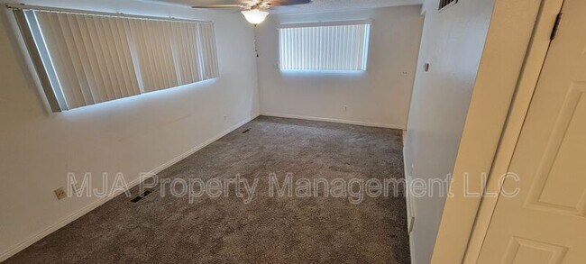 Building Photo - 4735 S 1900 W