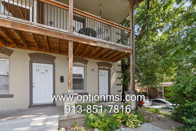 Building Photo - 1/2 month free if moved in by 7/31!! Available NOW