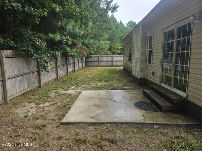 Building Photo - 2013 W T Whitehead Dr