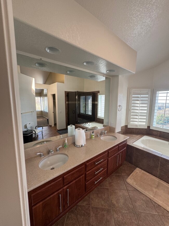 Building Photo - 14134 Rasmussen Way