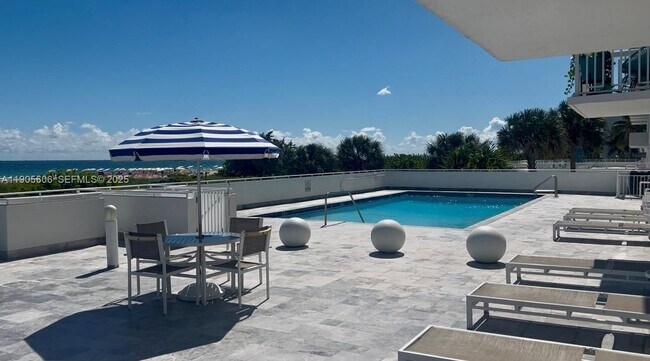 Building Photo - 401 Ocean Dr