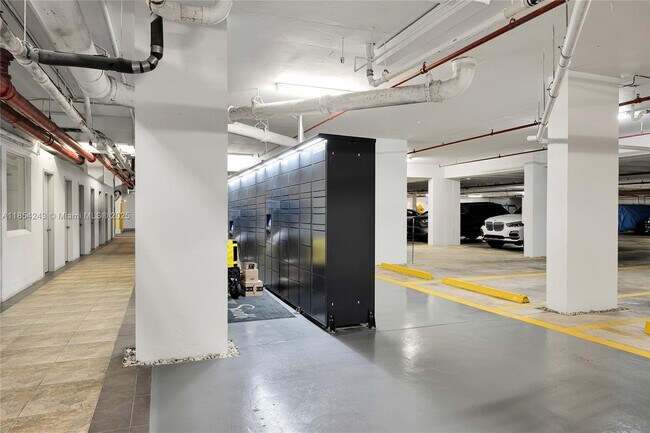Building Photo - 3750 Galt Ocean Dr